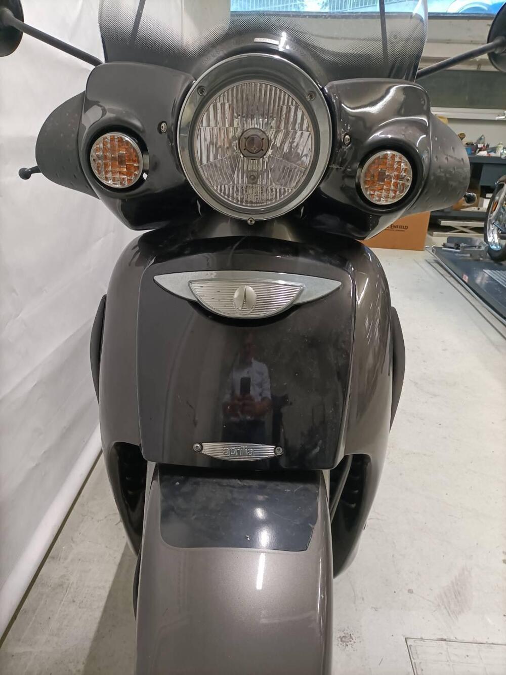 Aprilia Scarabeo 250 (2005 - 06) (5)