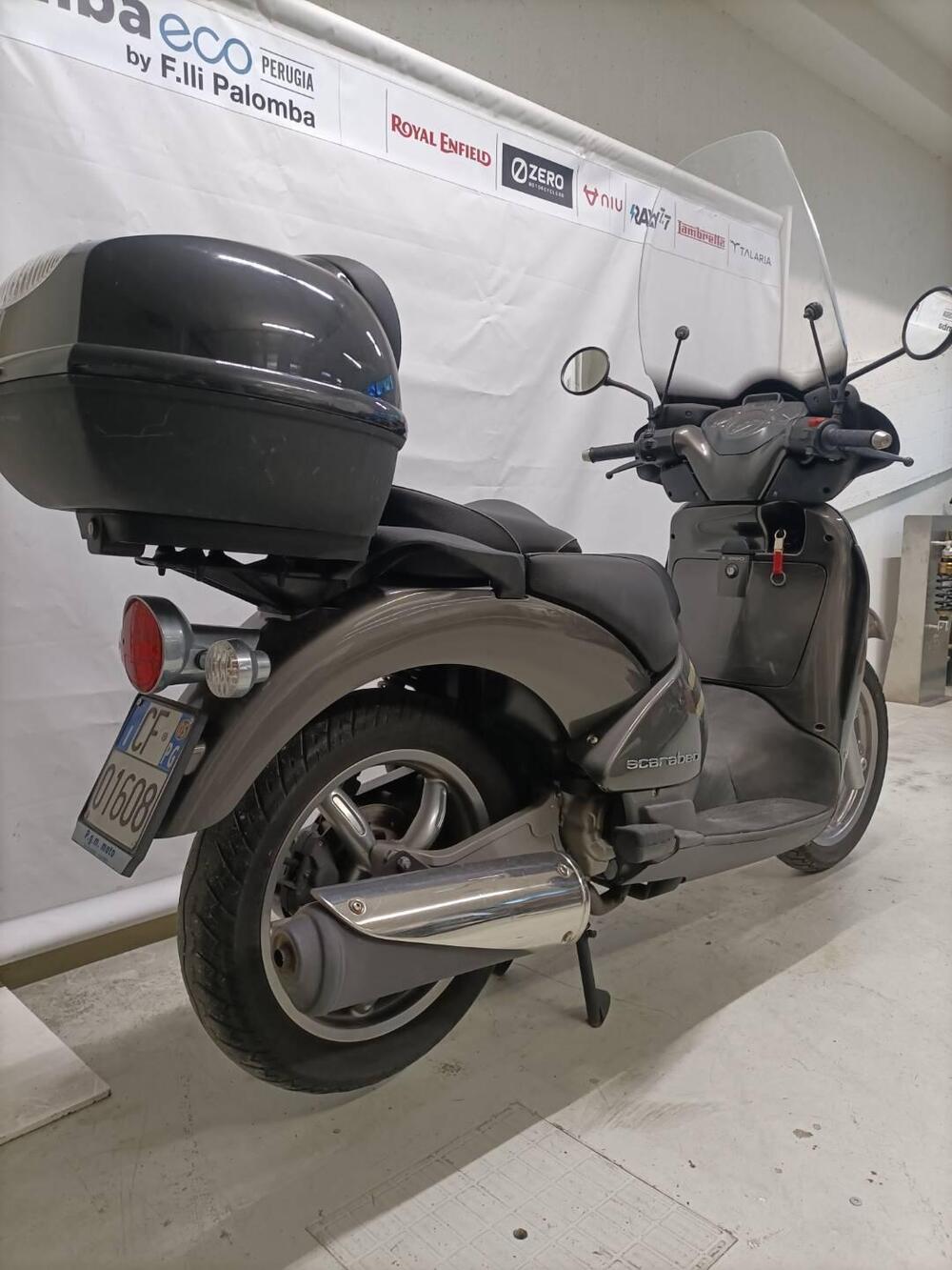 Aprilia Scarabeo 250 (2005 - 06) (2)