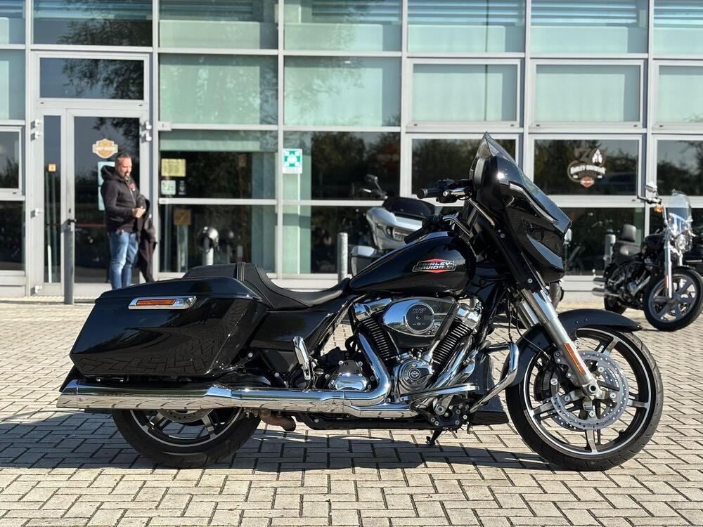 Harley-Davidson Street Glide (2024 - 26) (11)