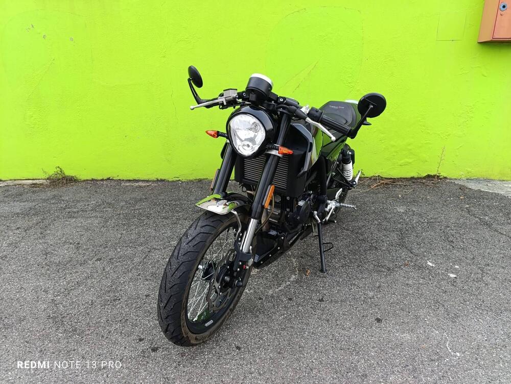 FB Mondial Sport Classic 300 (2019 - 20) (2)