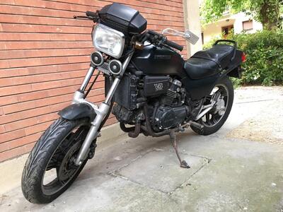 Honda VF 750S d'epoca