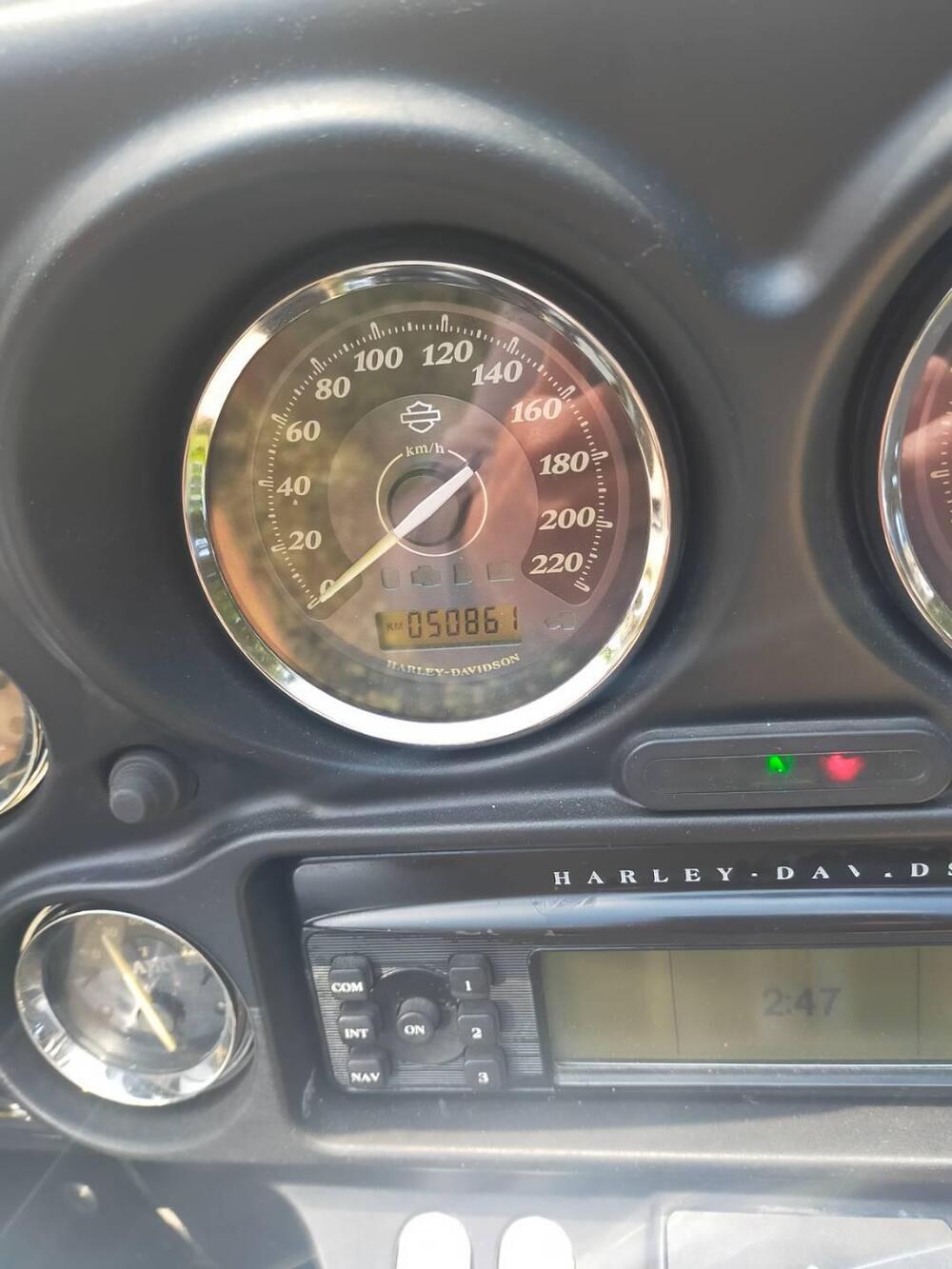 Harley-Davidson 1690 Electra Glide Ultra Limited (2010 - 13) - FLHTK (4)