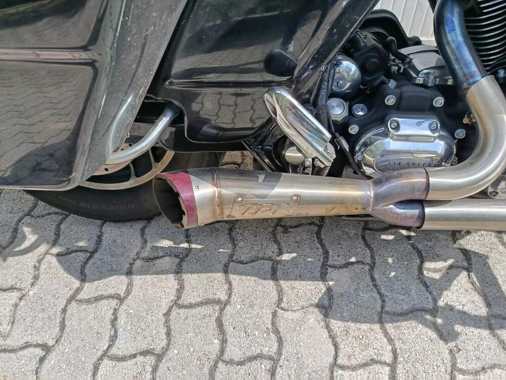 Harley-Davidson 1584 Street Glide (2008 - 10) - FLHX (4)