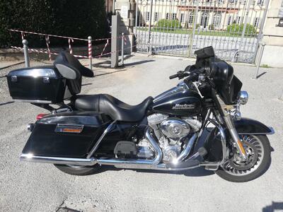 Harley-Davidson 1584 Electra Glide Standard (2008 - 10) - FLHT usata