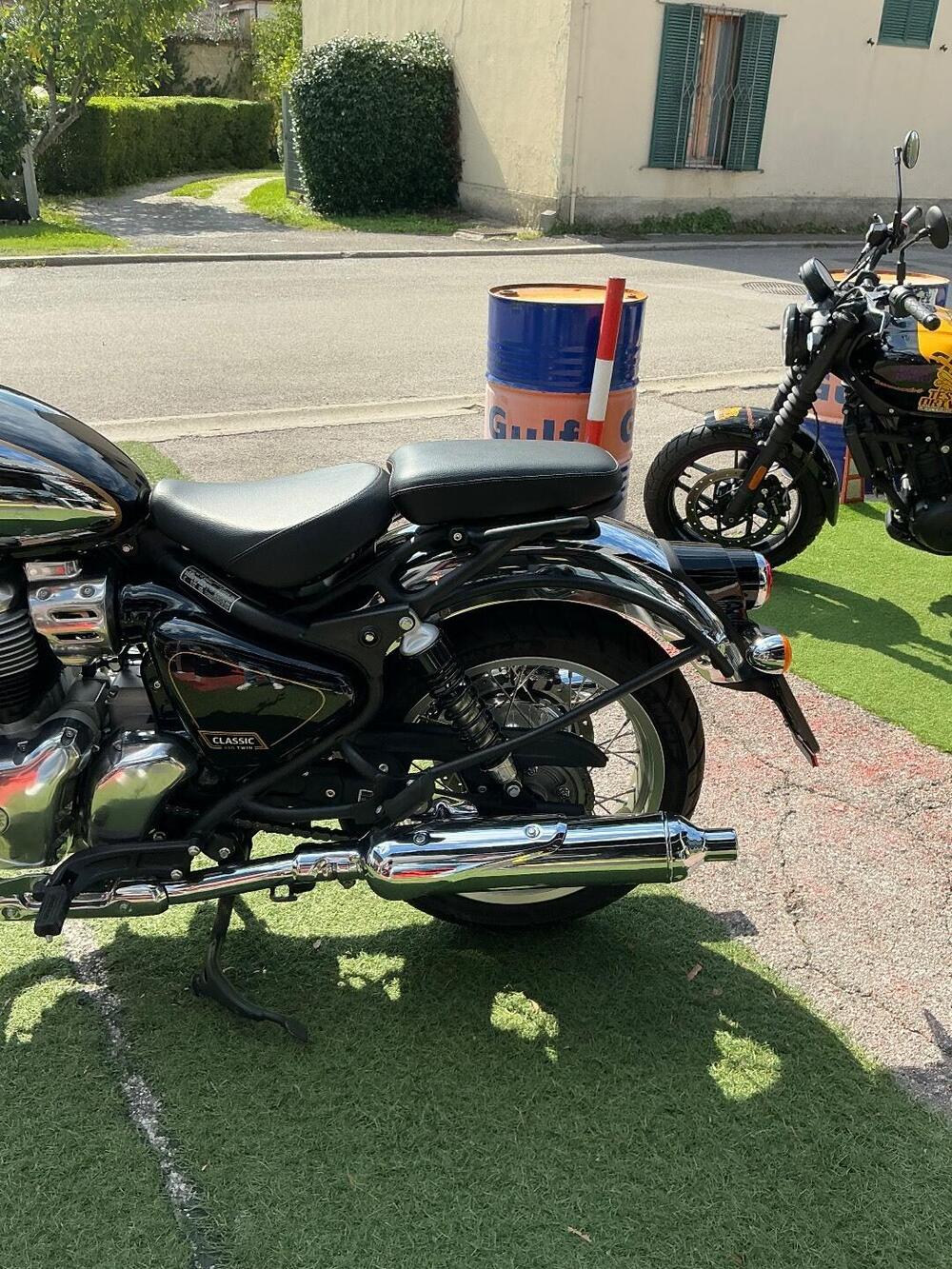 Royal Enfield Classic 650 (2025 - 26) (13)