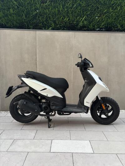 Piaggio Typhoon 50 (2011 - 18) usata