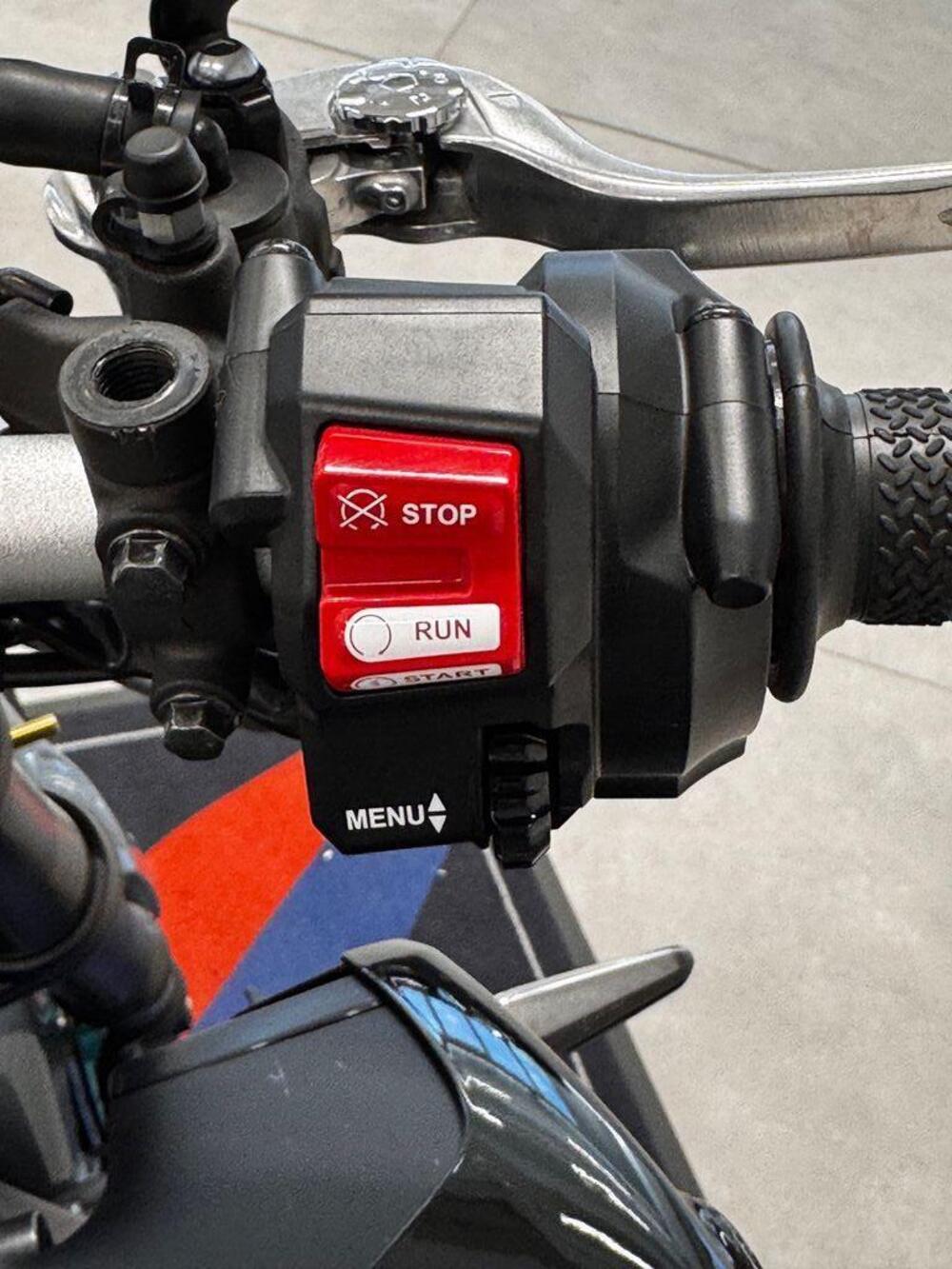 Yamaha MT-09 (2021 - 23) (9)