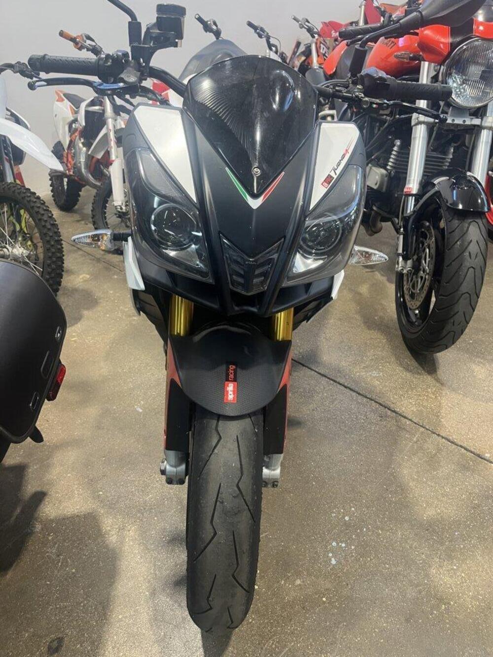 Aprilia Tuono V4 R (2011 - 15) (2)