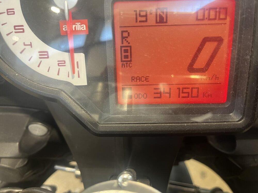 Aprilia Tuono V4 R (2011 - 15) (3)