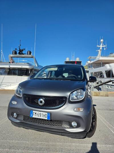 smart forfour forfour 70 1.0 Passion del 2016 usata a Genova