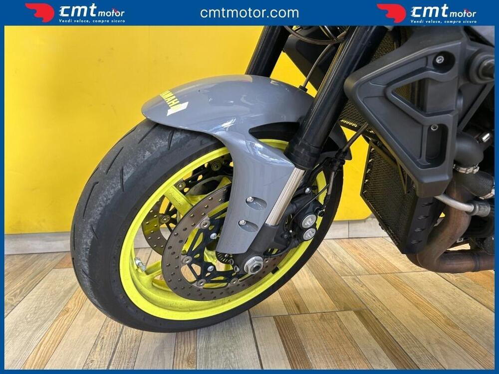 Yamaha MT-10 (2017 - 20) (6)