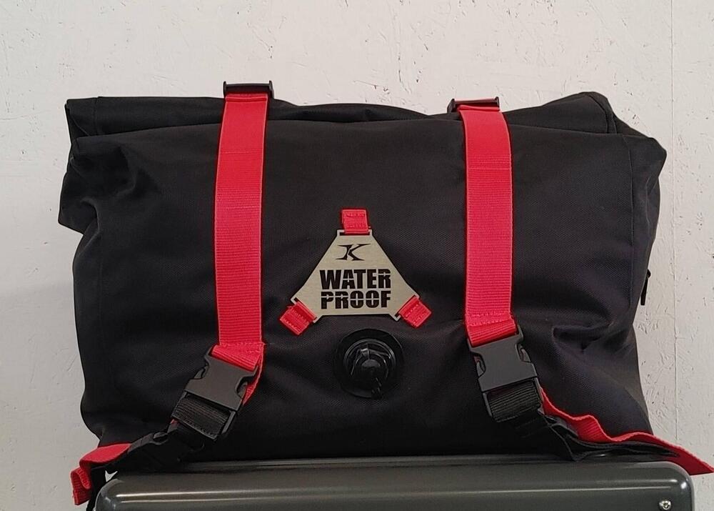 Borsa Frankcastle impermeabile 50 litri