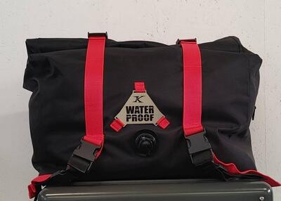 Borsa Frankcastle impermeabile 50 litri