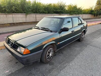 Alfa Romeo 33 d&#039;epoca del 1991 a Alessandria