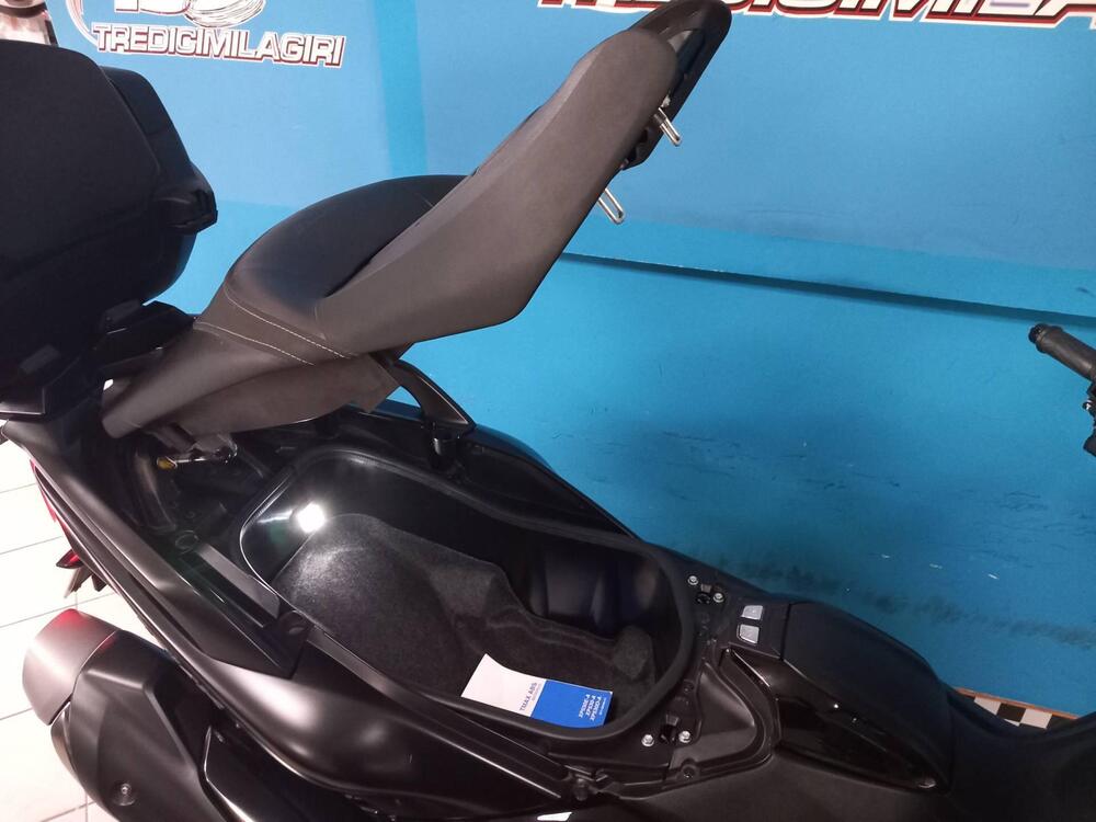 Yamaha T-Max 530 SX (2017 - 19) (14)