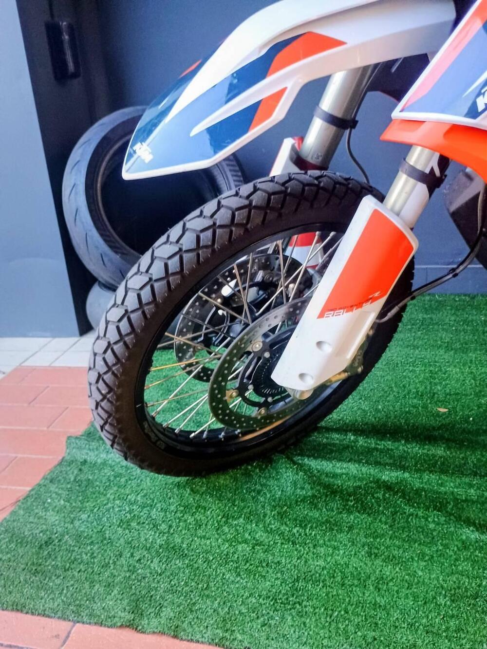 KTM 790 Adventure R Rally (2019 - 20) (12)
