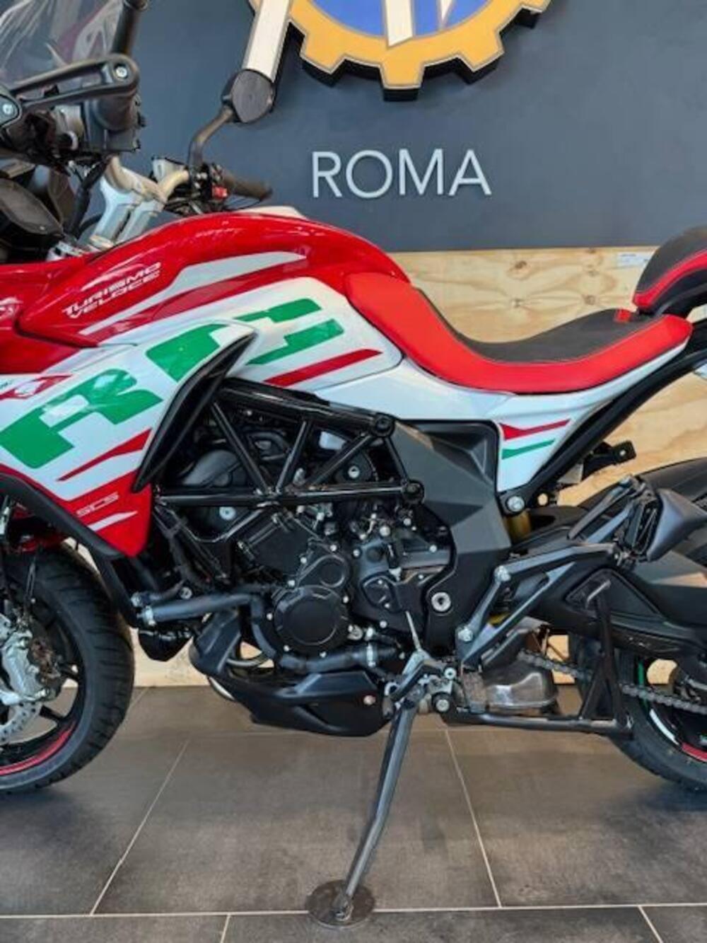 MV Agusta Turismo Veloce 800 RC SCS (2022 - 26) (4)