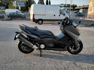 Yamaha T-Max 530 (2015 - 16) usata