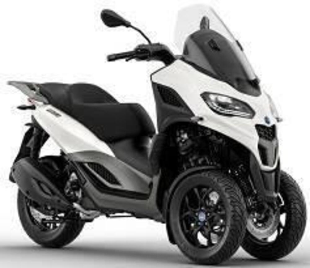 Piaggio MP3 310 (2025 - 26) (2)