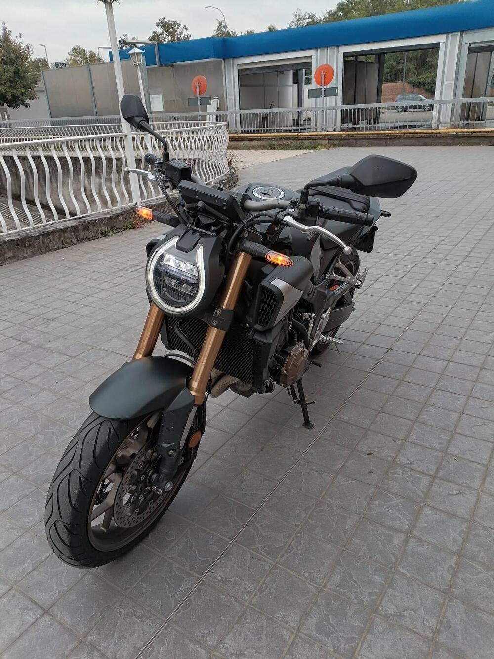 Honda CB 650 R E-Clutch (2024 - 26)