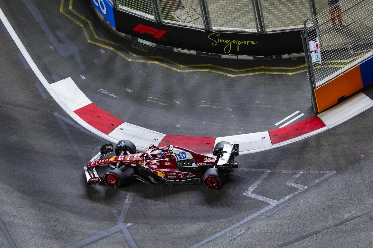 F1, Leclerc soffre a Singapore: "La Ferrari è davvero difficile da guidare"