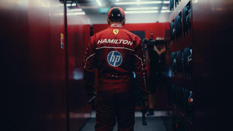F1, Hamilton avverte Ferrari a Singapore: &quot;Bisogna migliorare le operazioni in qualifica, cos&igrave; non va&quot;