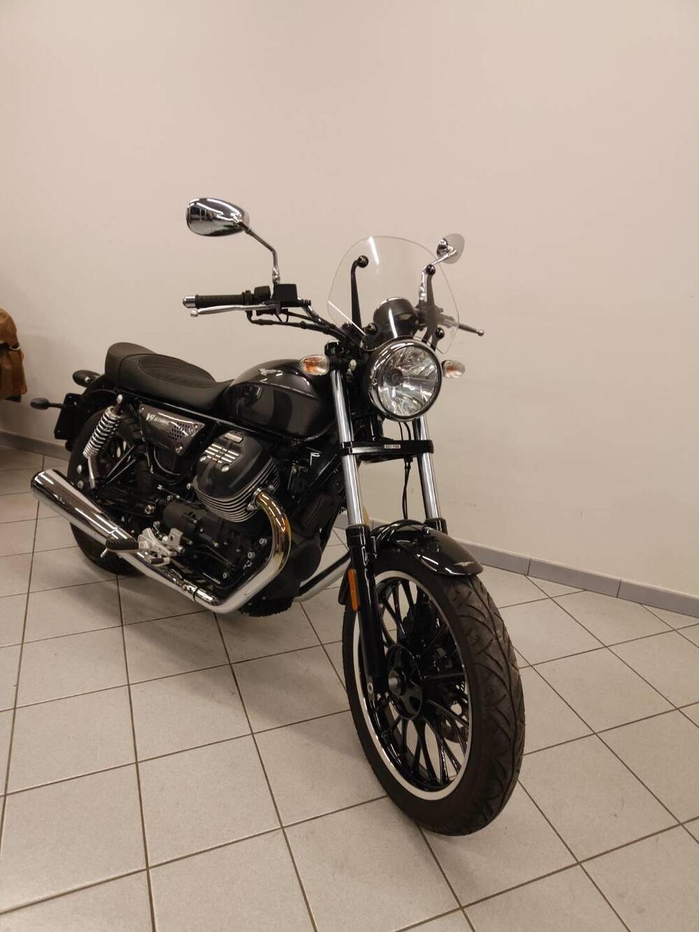 Moto Guzzi V9 Roamer (2018 - 20) (6)