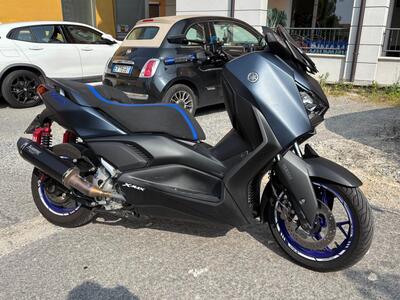 Yamaha X-Max 300 Tech Max (2021 - 24) usata