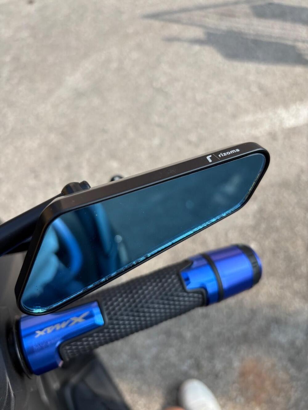 Yamaha X-Max 300 Tech Max (2021 - 24) (7)