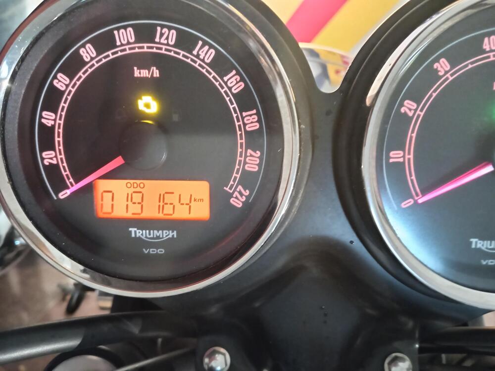 Triumph Bonneville T100 (2008 - 16) (6)