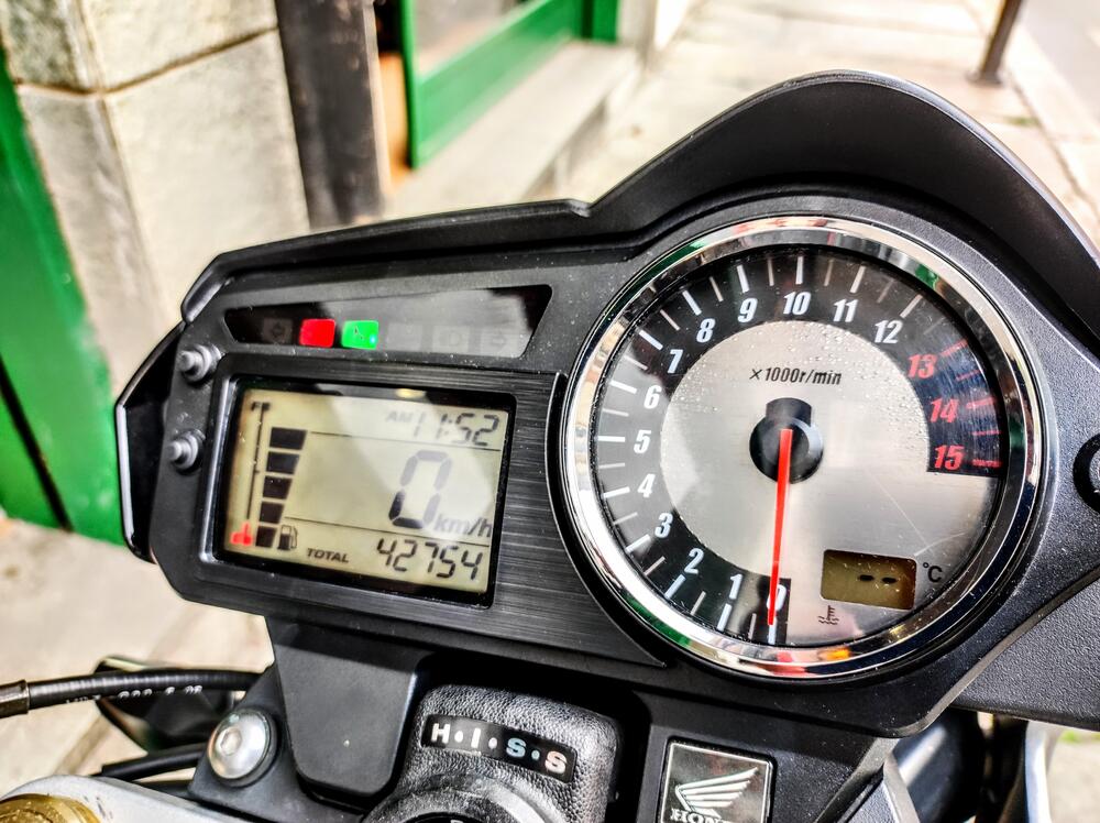 Honda Hornet 600 (2005 - 06) (6)