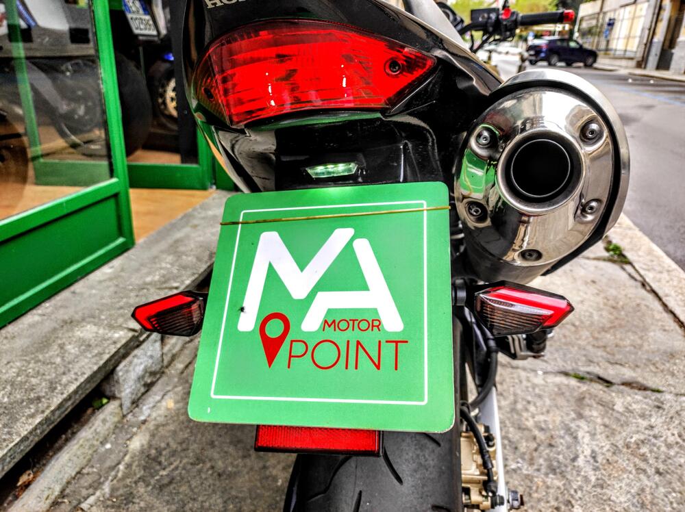 Honda Hornet 600 (2005 - 06) (9)