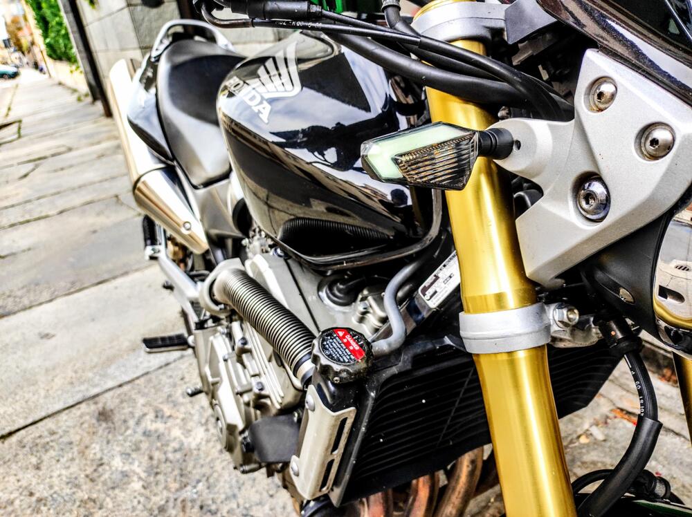 Honda Hornet 600 (2005 - 06) (11)