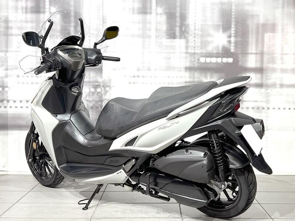 Kymco Agility 300i (2020) (2)