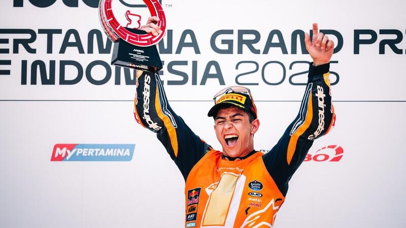 MotoGP 2025. GP dell&#039;Indonesia. Moto3: Jos&eacute; Antonio Rueda vince ed &egrave; campione del mondo! Sul podio Luca Lunetta e Guido Pini