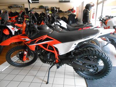 KTM 125 Enduro R (2025 - 26) nuova