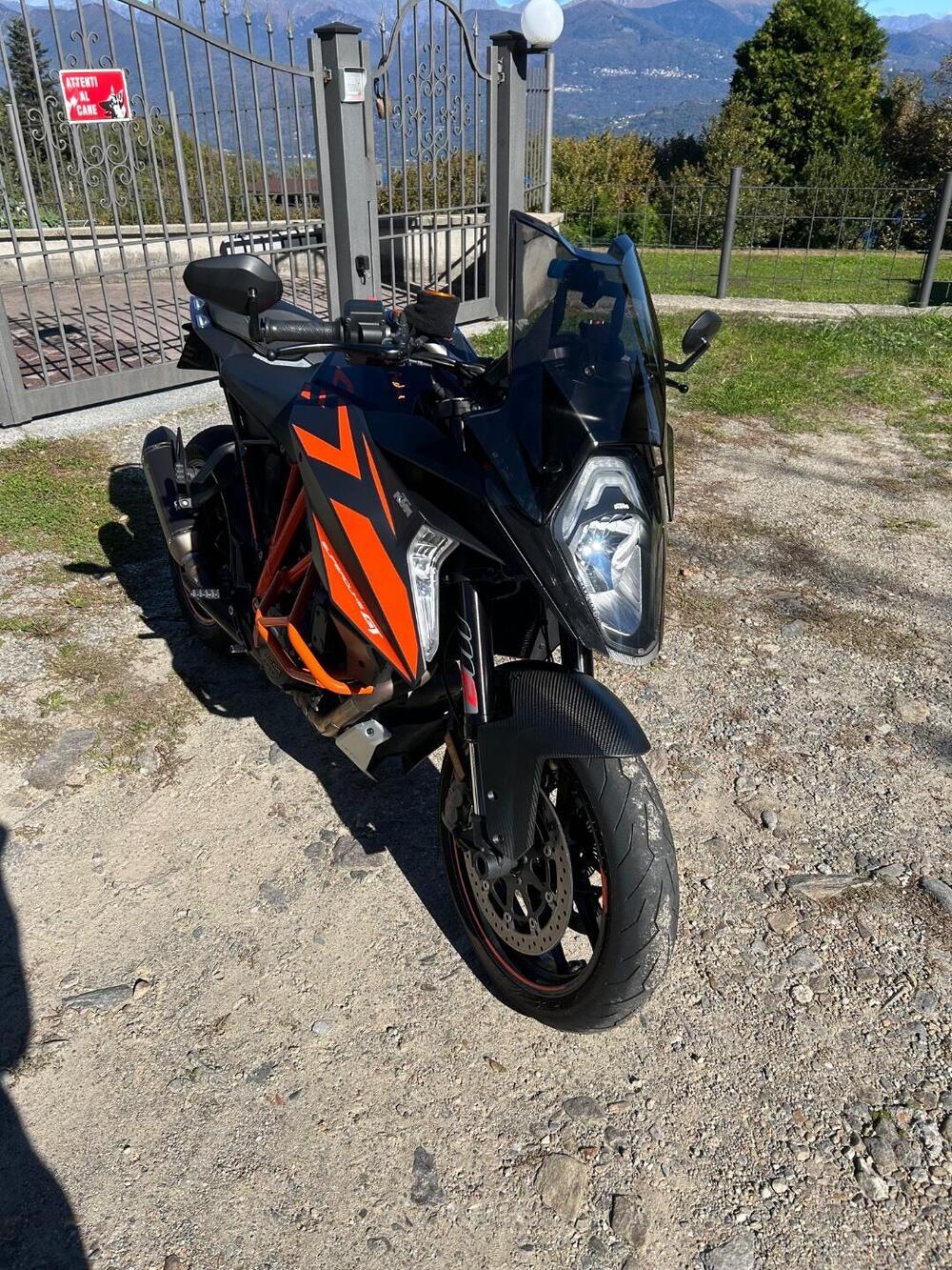 KTM 1290 Super Duke GT ABS (2016 - 18) (2)