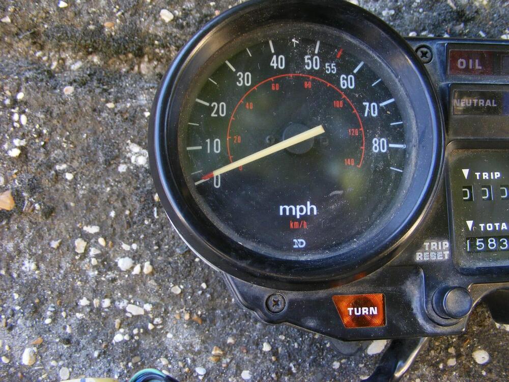 quadro strumenti honda nighthawk 650 1985 (4)
