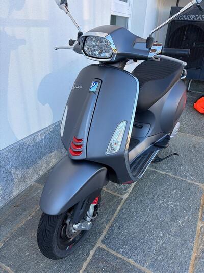 Vespa Sprint 125 (2021 - 24) usata