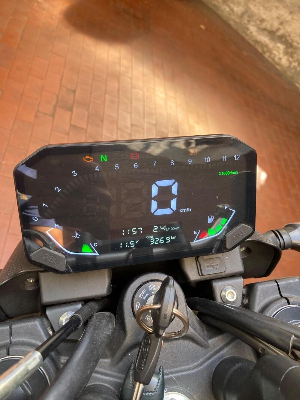 Voge Brivido 125R (2023 - 26) (2)