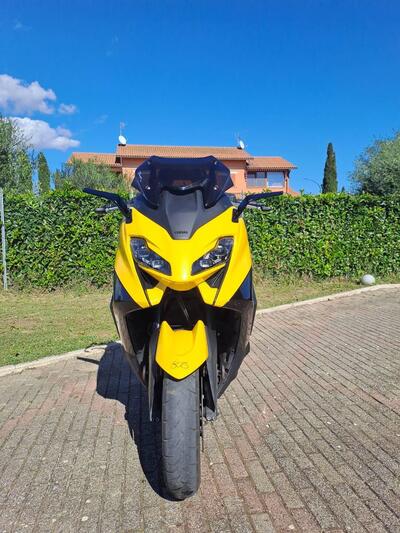 Yamaha T-Max 560 (2022 - 24) usata