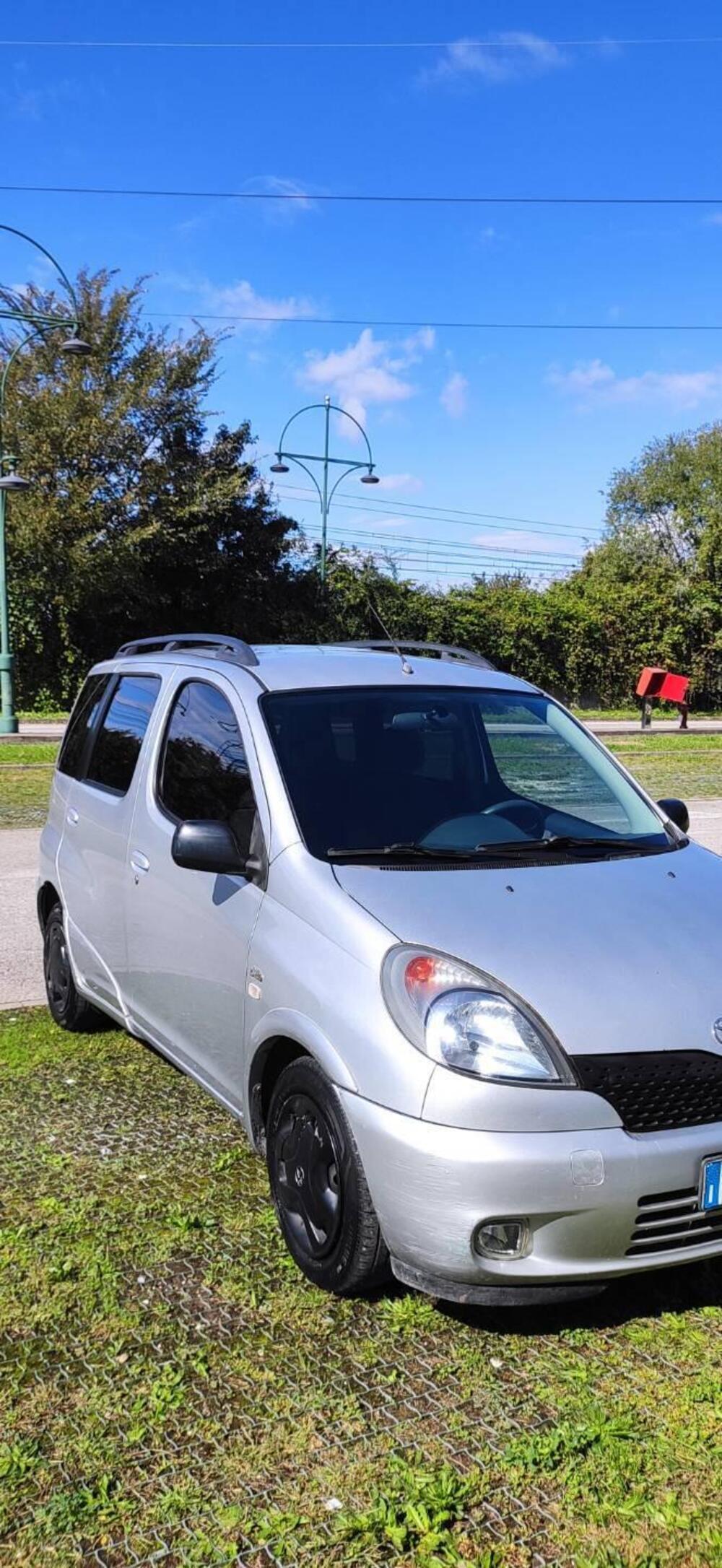 Toyota Yaris usata a Venezia (2)