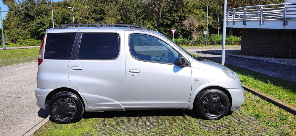 Toyota Yaris usata a Venezia (4)