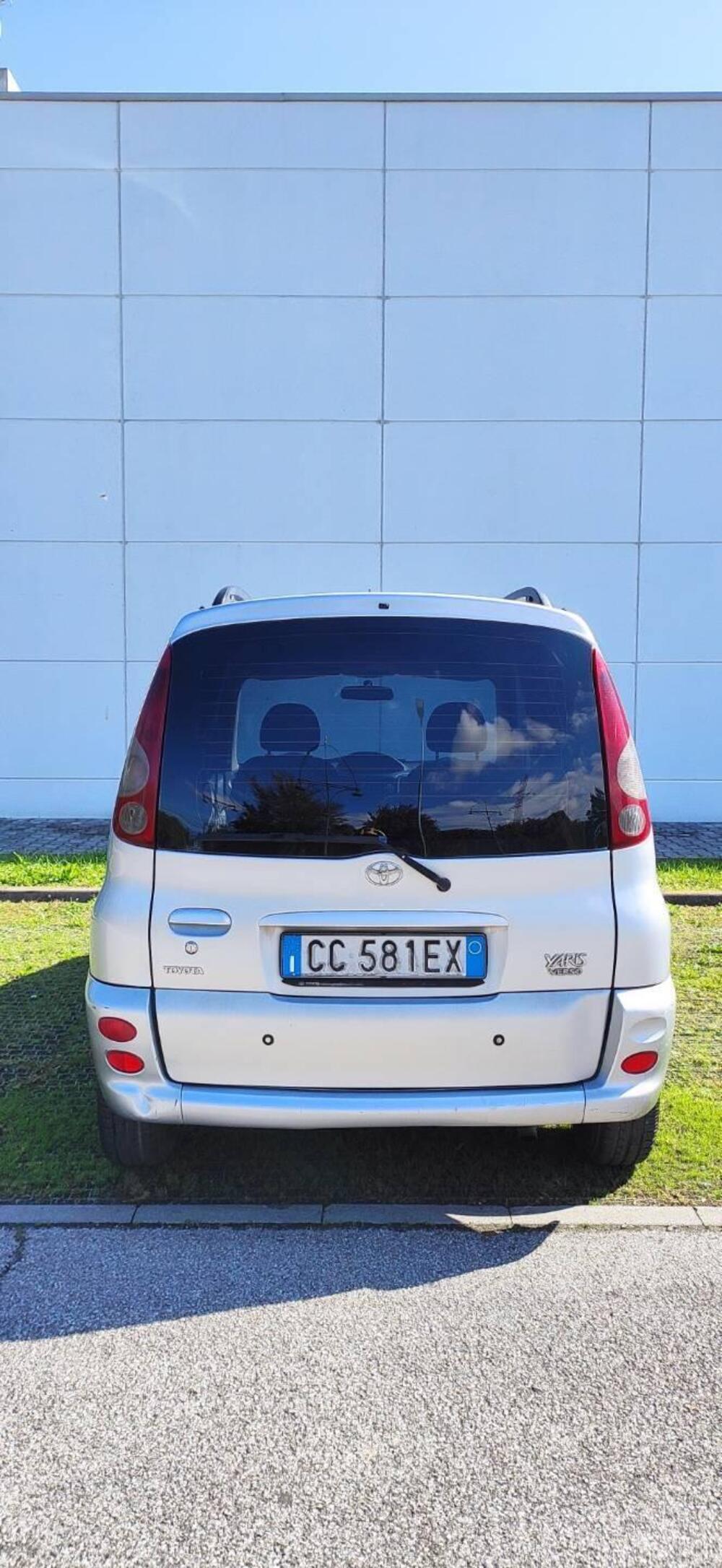 Toyota Yaris usata a Venezia (6)