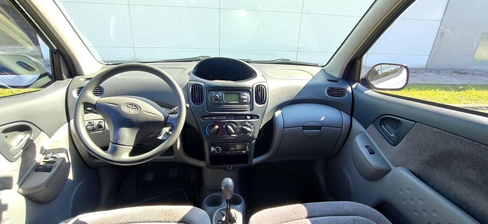 Toyota Yaris usata a Venezia (8)