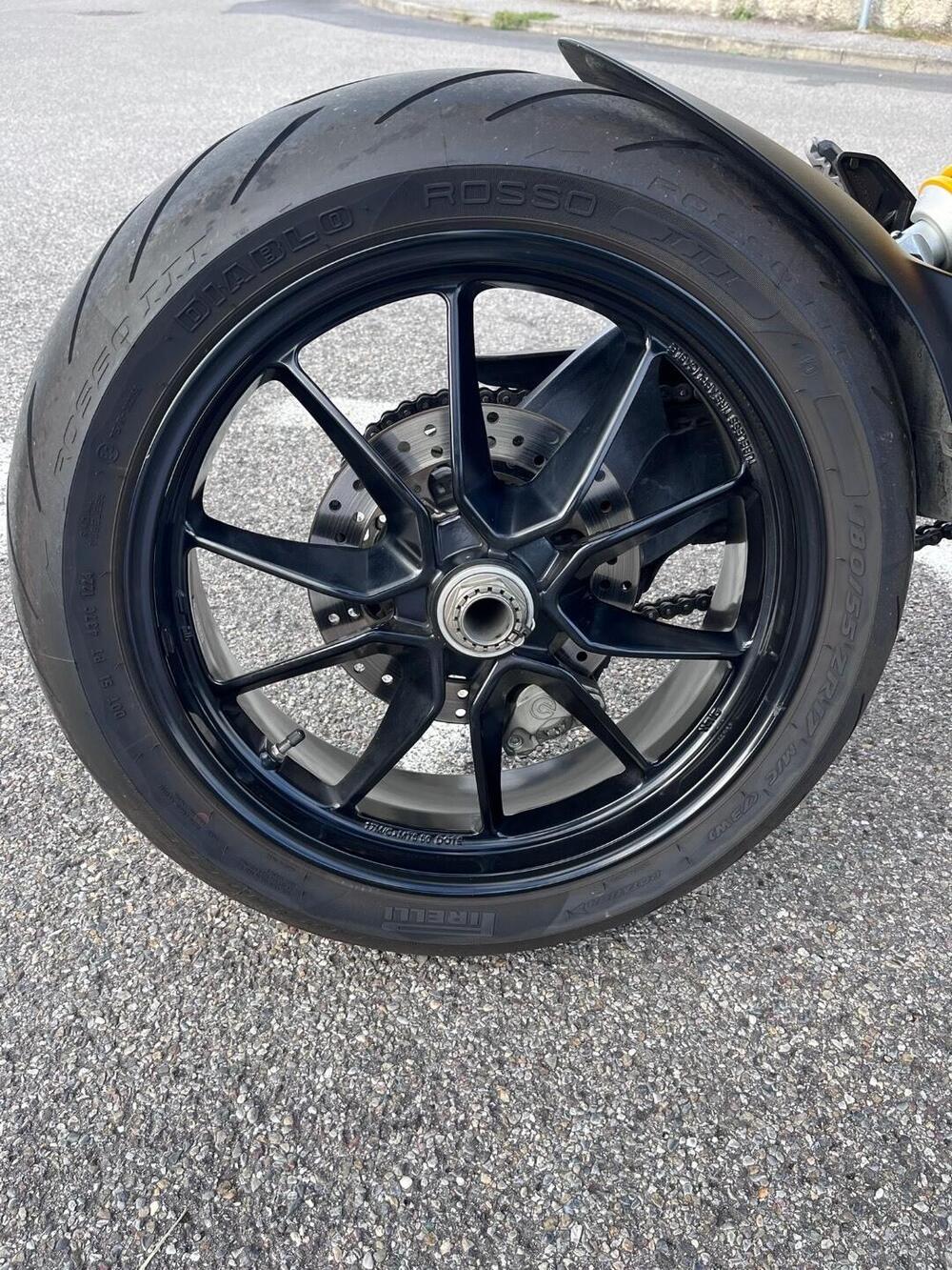 Ducati Hypermotard 939 (2016 - 18) (5)