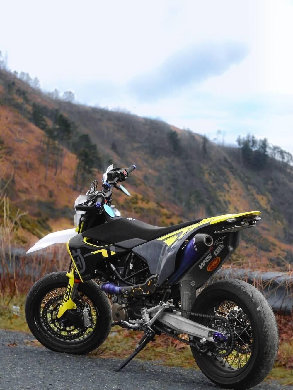 Husqvarna 701 Supermoto (2023 - 25) (10)