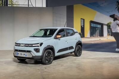 Dacia Spring 2026: si rinnova la piccola elettrica, pi&ugrave; potenza e nuove batterie. Il prezzo? Sempre basso