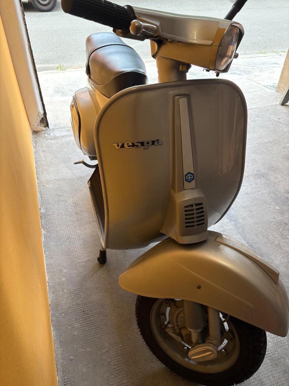 Vespa Special 50