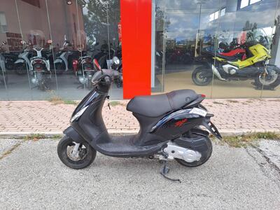 Piaggio Zip 50 4T (2021 - 25) usata